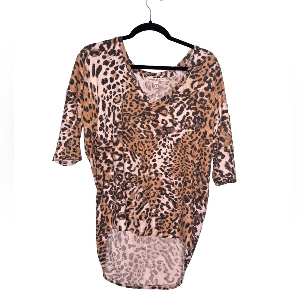 Express one eleven rayon Animal Print high low V-Neck Blouse